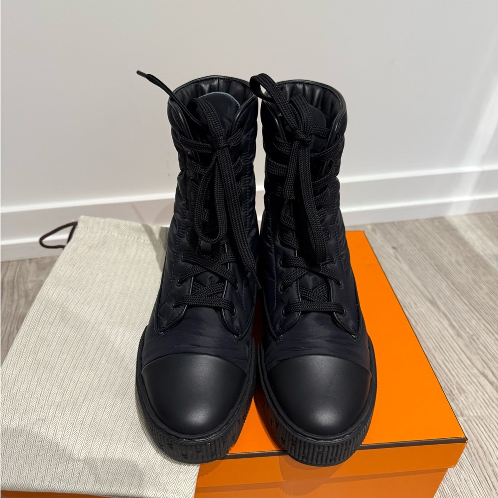 Black High-Top Men's Boots - Picture 5 of 6